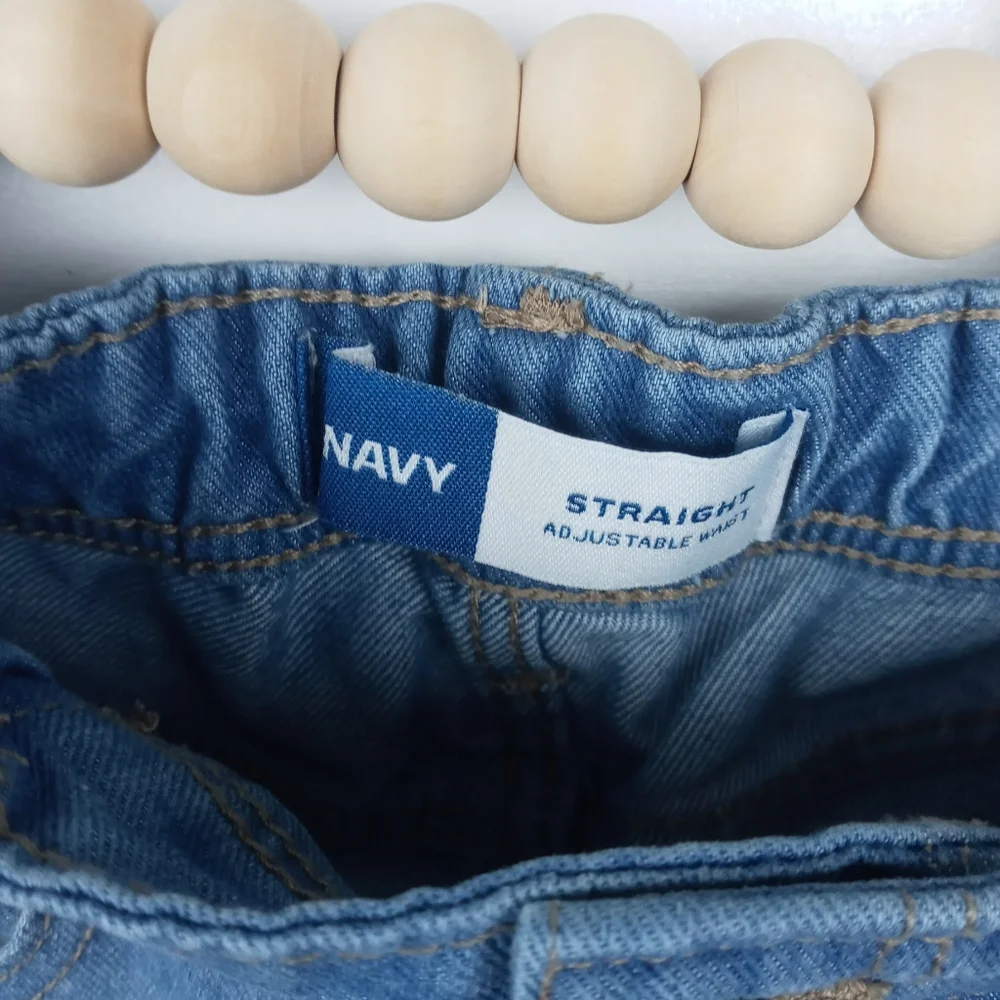 Old Navy boys size 2T light wash elastic waist jeans, snap no zip fly